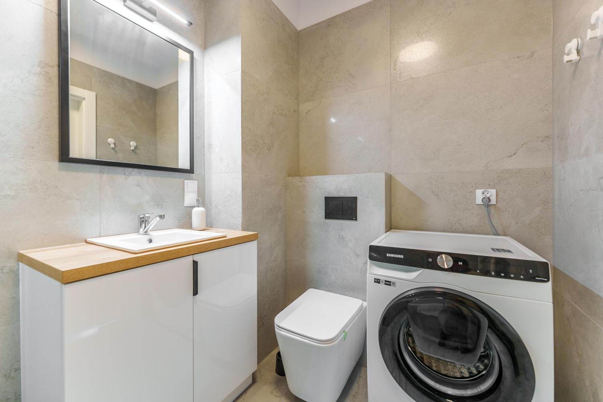 Apartment Promenada - Fredry 2 *